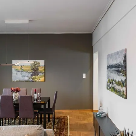 Apartment Spacious Seaside Flat At Alimos Athens